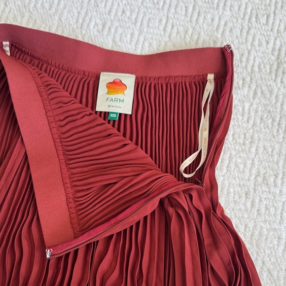 NWOT FARM Rio Terracotta Pleated Midi Skirt - Picture 8 of 12